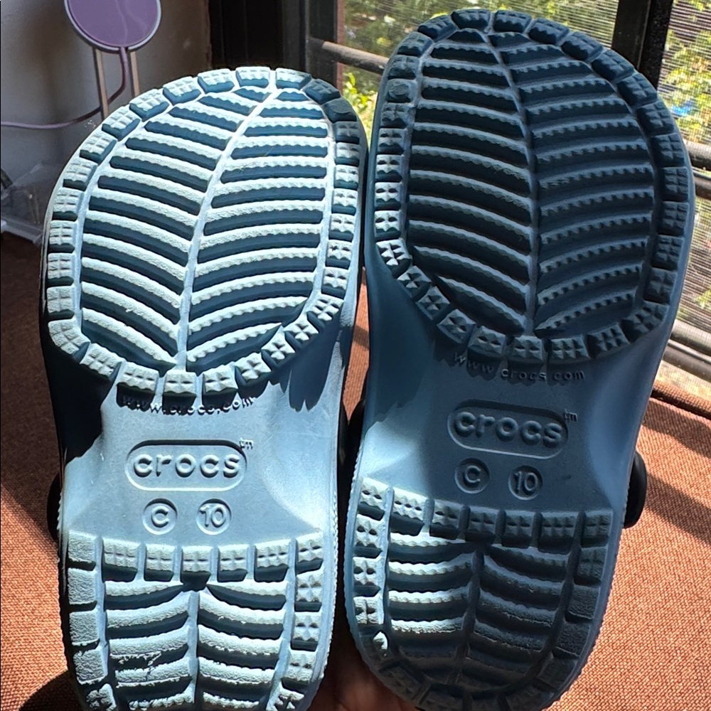 Crocs Minions - Picture 6 of 7